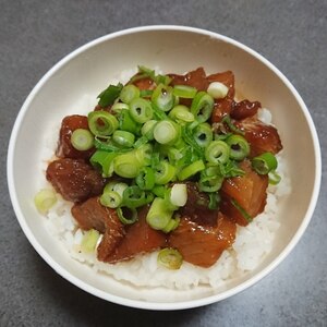 鰤の　漬け丼　おいしい！